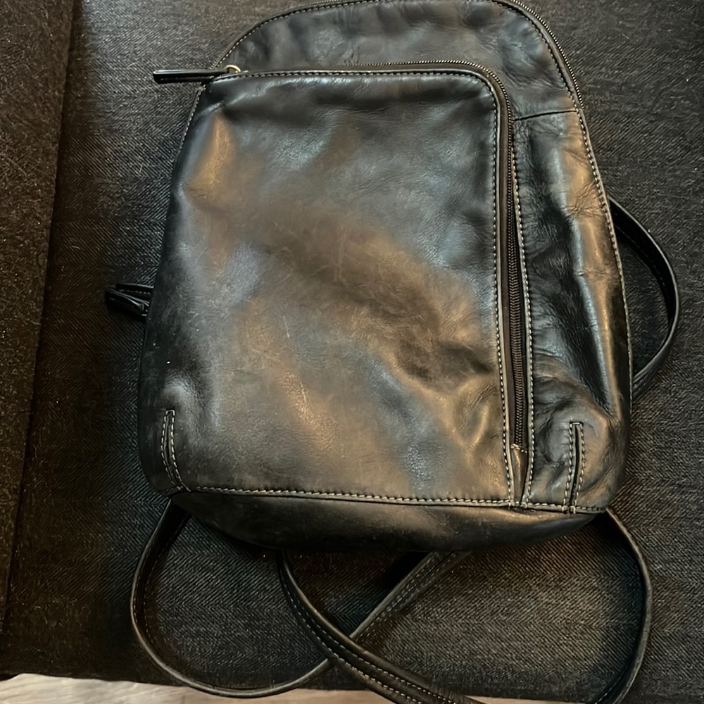 Genuine Leather black back style handbag